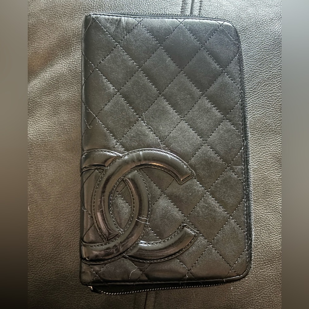 VGUC Chanel Cambon Organizer Wallet